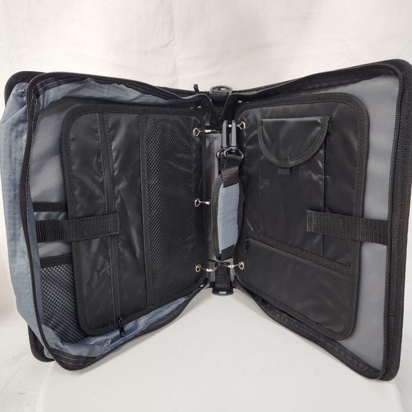 NEW Case It The Dual 2 in 1 Dual 1.5 D-Ring Binder 3" Capacity Trapper Keeper - Picture 7 of 10